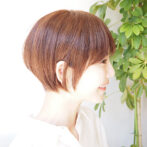 ウィッグを着けた女性