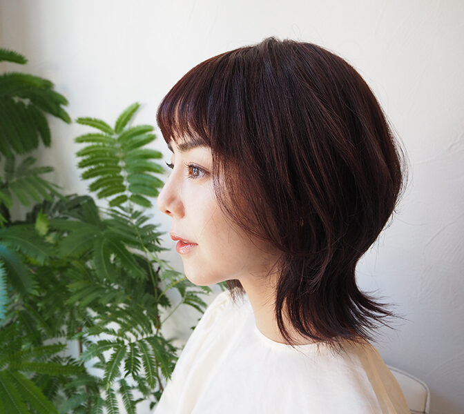 ウィッグを着けた女性