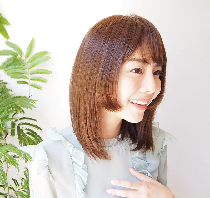 ウィッグを着けた女性