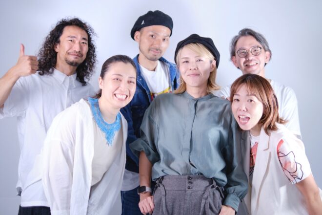 美容師の集合写真