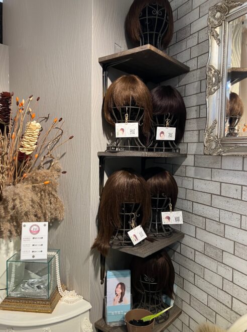 ウィッグ展示スペース