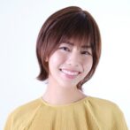 ウィッグを着けた女性